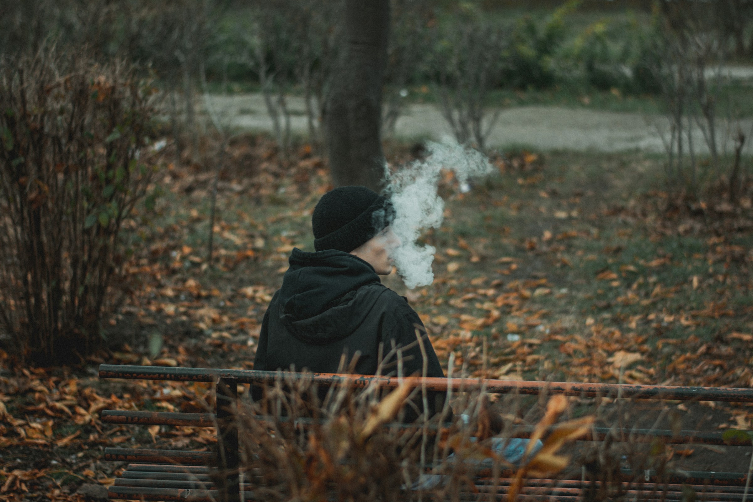 Mio figlio fuma: come capirlo e aiutarlo